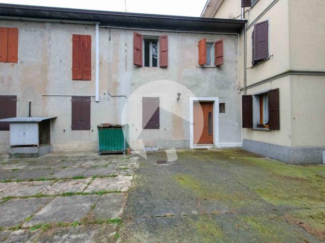 Palazzo / Stabile in vendita a Bibbiano RE