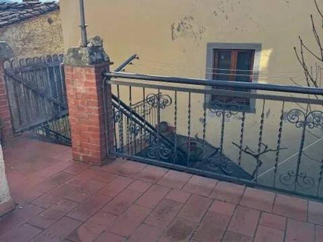 Palazzo / Stabile in vendita a Bibbiena AR