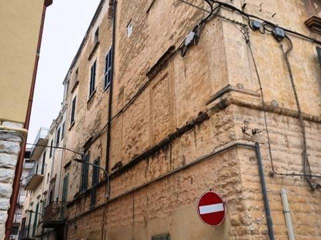 Palazzo / Stabile in vendita a Bisceglie BT