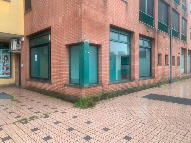Palazzo / Stabile in vendita a Bollate MI