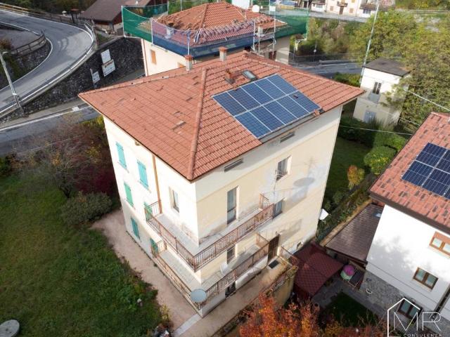 Palazzo / Stabile in vendita a Borno BS