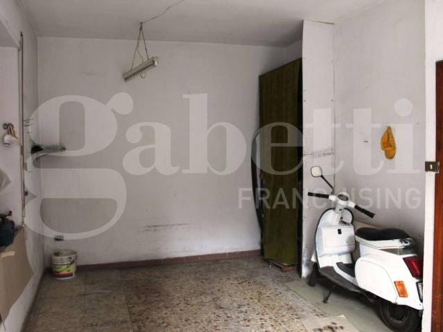 Palazzo / Stabile in vendita a Borgia CZ