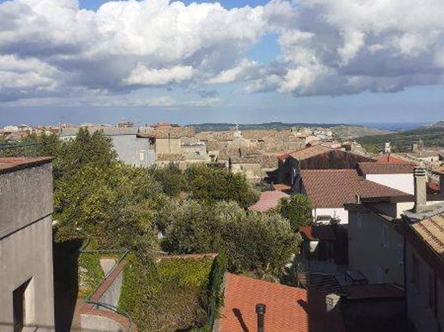 Palazzo / Stabile in vendita a Borgia CZ