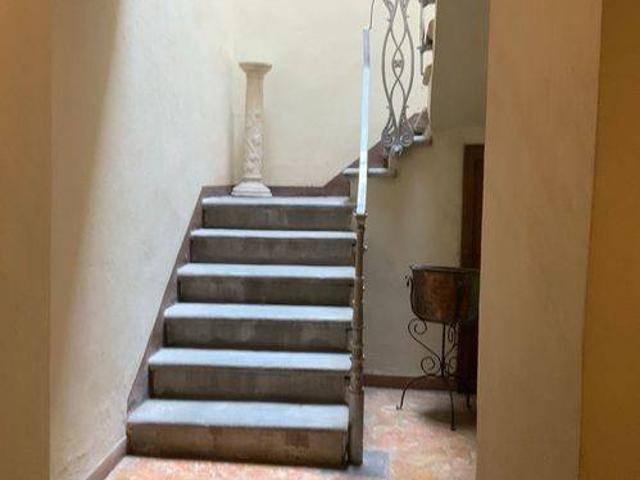 Palazzo / Stabile in vendita a Borgo a Mozzano LU