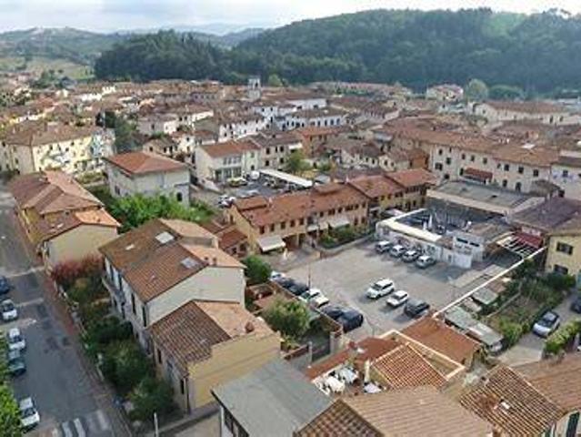 Palazzo / Stabile in vendita a Borgo San Lorenzo FI
