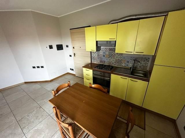 Palazzo / Stabile in vendita a Borgomanero NO