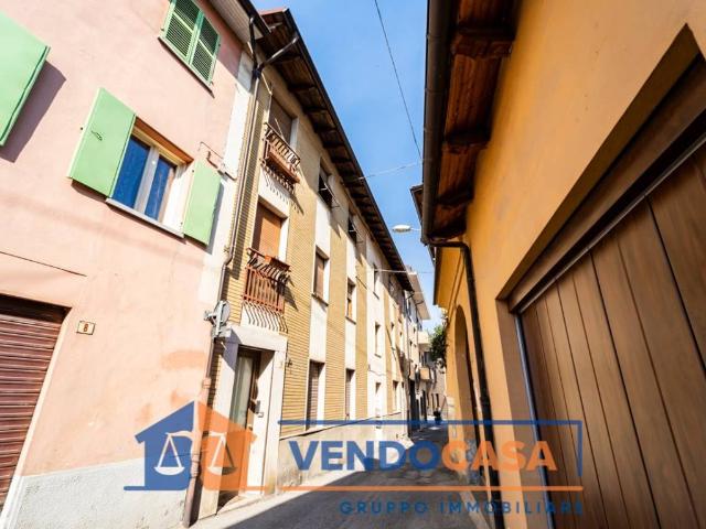 Palazzo / Stabile in vendita a Boves CN