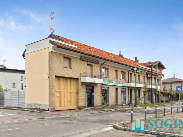 Palazzo / Stabile in vendita a Bovisio Masciago MB