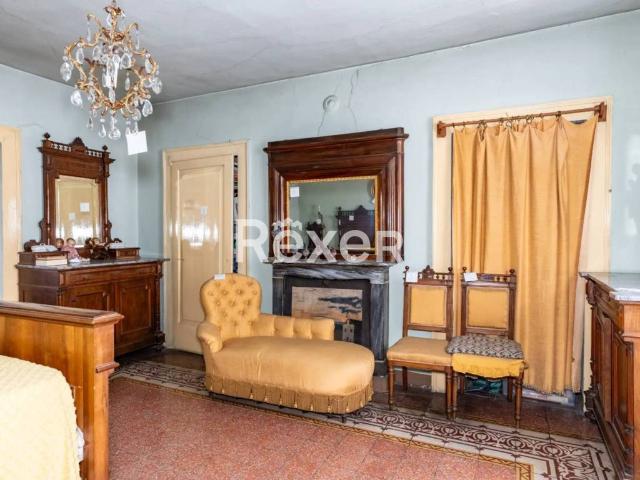 Palazzo / Stabile in vendita a Breno BS