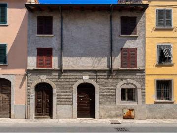 Palazzo / Stabile in vendita a Brescia BS