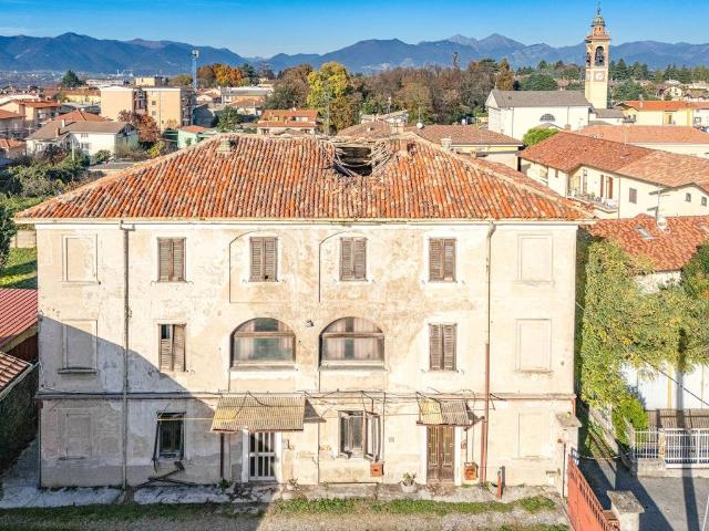 Palazzo / Stabile in vendita a Briosco MB