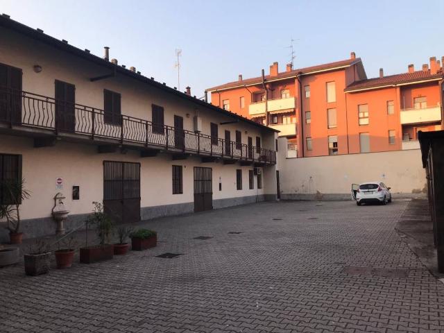 Palazzo / Stabile in vendita a Brugherio MB