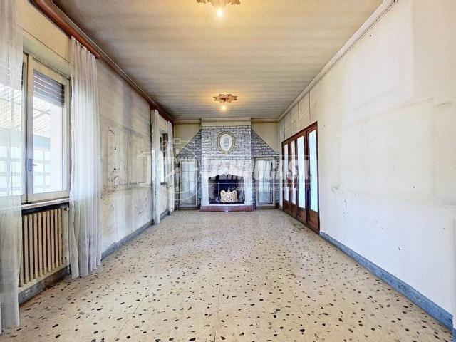 Palazzo / Stabile in vendita a Brugherio MB