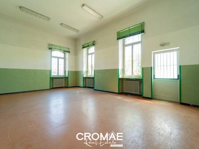 Palazzo / Stabile in vendita a Cuneo CN