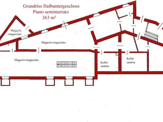 Palazzo / Stabile in vendita a Curon Venosta BZ