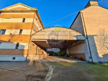 Palazzo / Stabile in vendita a Caorso PC
