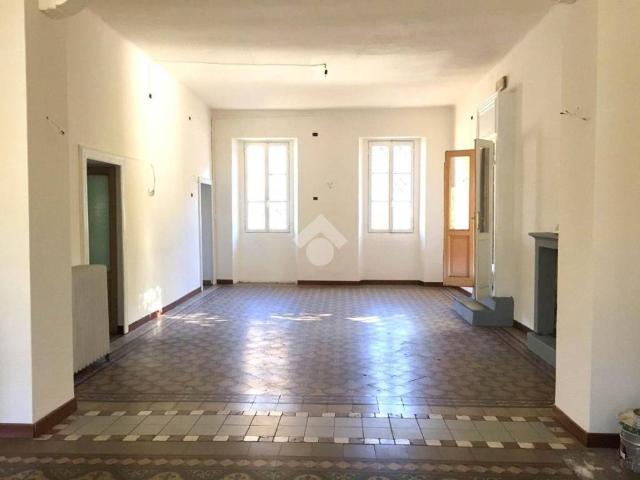 Palazzo / Stabile in vendita a Calco LC