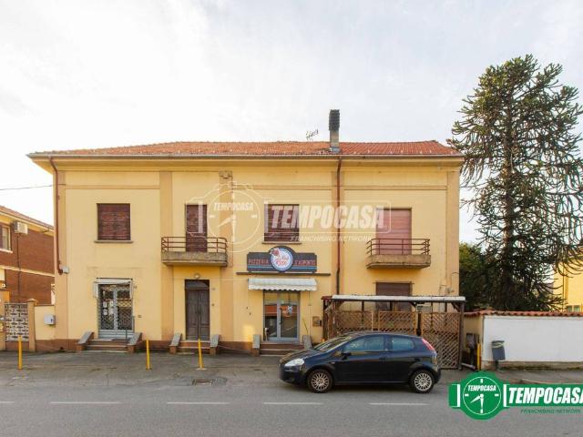 Palazzo / Stabile in vendita a Caltignaga NO