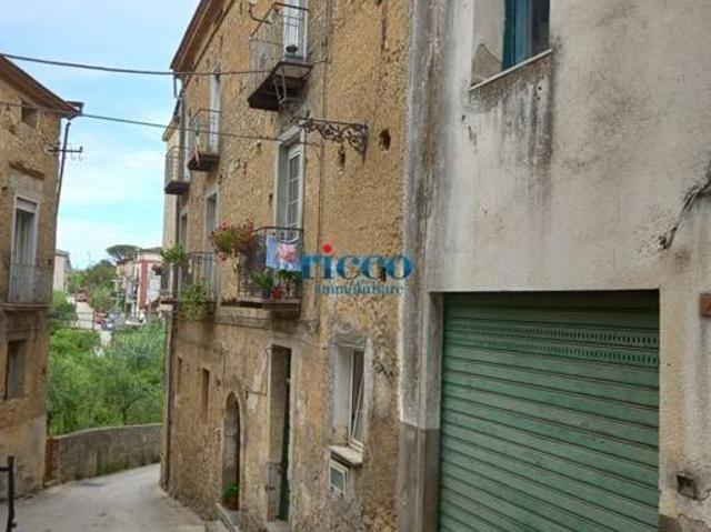 Palazzo / Stabile in vendita a Camerota SA