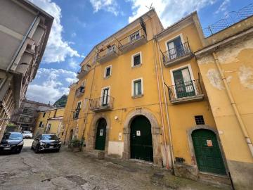 Palazzo / Stabile in vendita a Campagna SA