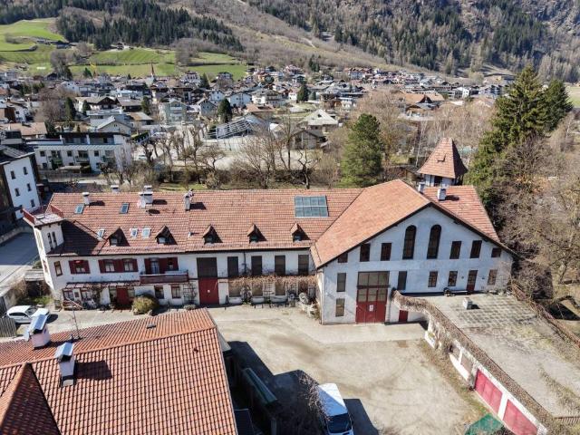 Palazzo / Stabile in vendita a Campo Tures BZ