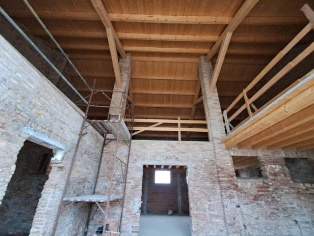 Palazzo / Stabile in vendita a Candiana PD