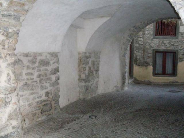 Palazzo / Stabile in vendita a Casazza BG