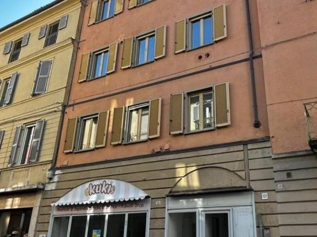 Palazzo / Stabile in vendita a Casale Monferrato AL