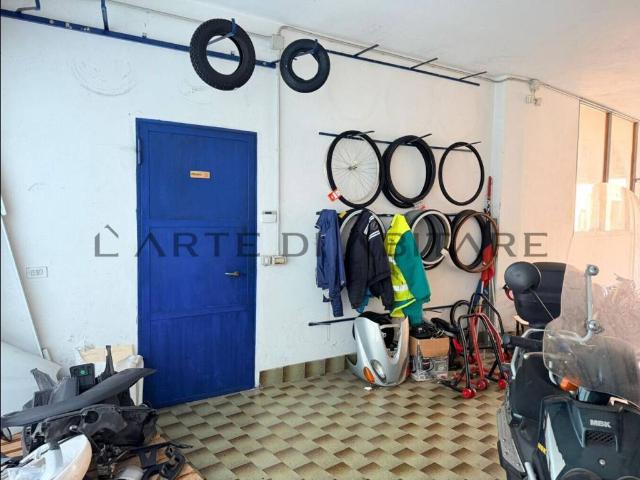 Palazzo / Stabile in vendita a Casalserugo PD