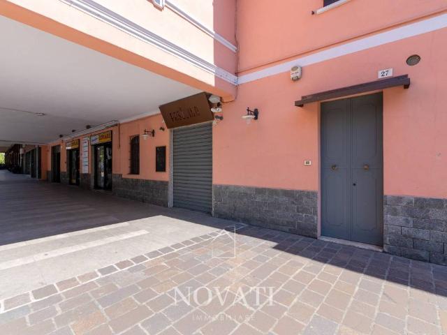 Palazzo / Stabile in vendita a Casalpusterlengo LO