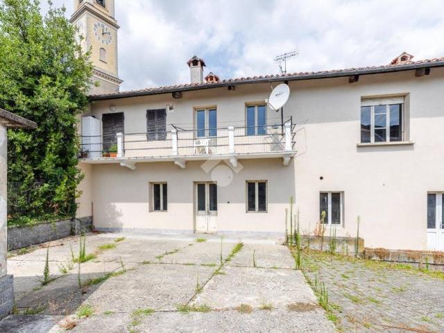 Palazzo / Stabile in vendita a Cascinette d'Ivrea TO