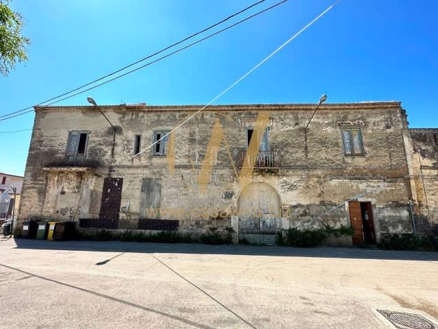 Palazzo / Stabile in vendita a Caserta CE