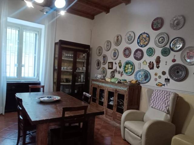 Palazzo / Stabile in vendita a Caserta CE