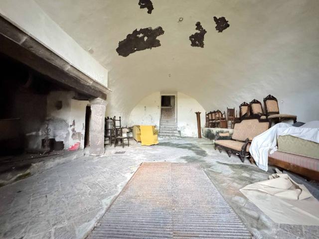 Palazzo / Stabile in vendita a Castel Viscardo TR