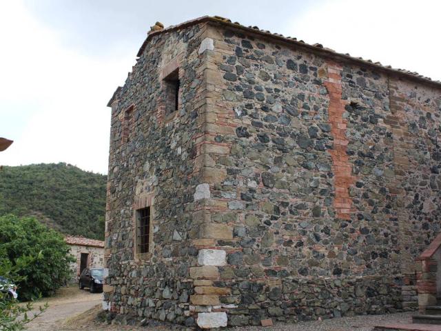 Palazzo / Stabile in vendita a Castelnuovo di Val di Cecina PI
