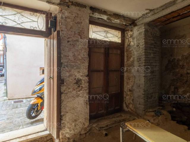 Palazzo / Stabile in vendita a Castelbuono PA
