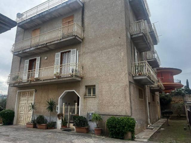 Palazzo / Stabile in vendita a Casteldaccia PA