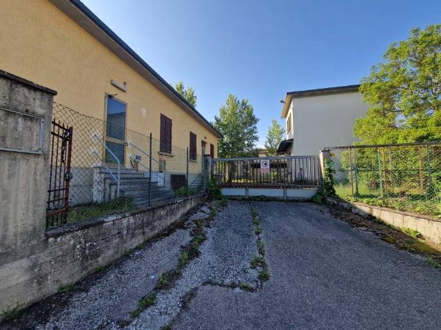 Palazzo / Stabile in vendita a Castelfiorentino FI