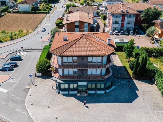 Palazzo / Stabile in vendita a Castelfranco Veneto TV