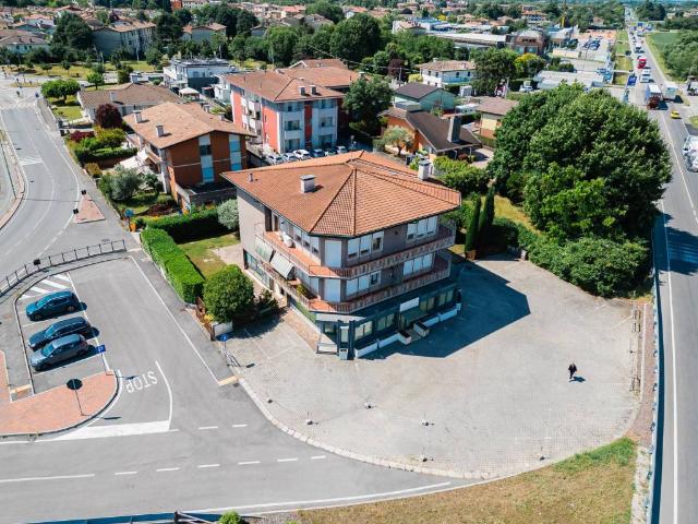 Palazzo / Stabile in vendita a Castelfranco Veneto TV