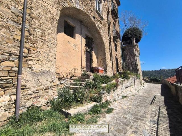 Palazzo / Stabile in vendita a Castellabate SA