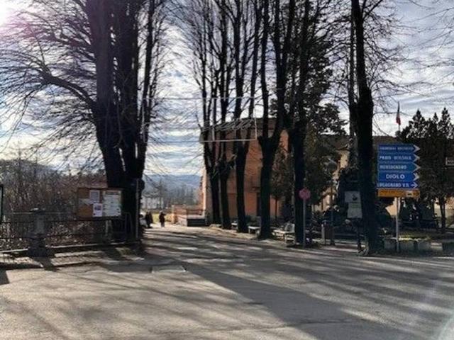 Palazzo / Stabile in vendita a Castell'Arquato PC