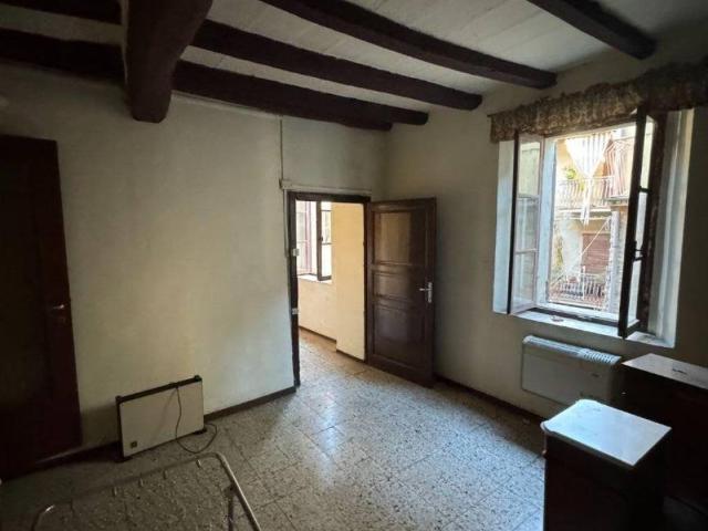 Palazzo / Stabile in vendita a Castell'Arquato PC