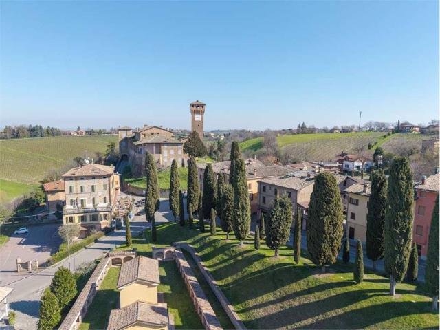 Casa indipendente in vendita a Castelvetro di Modena MO