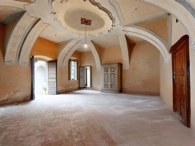 Palazzo / Stabile in vendita a Castiglione delle Stiviere MN