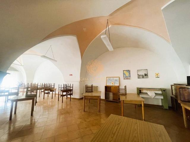 Palazzo / Stabile in vendita a Castrignano del Capo LE