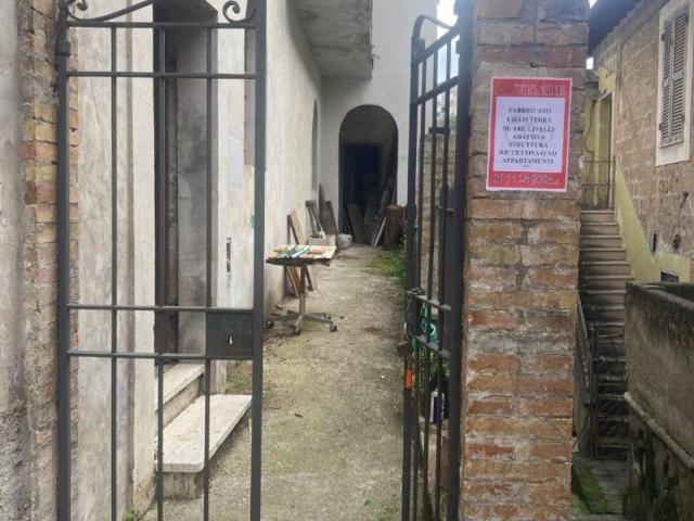 Palazzo / Stabile in vendita a Carbognano VT