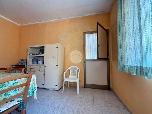 Palazzo / Stabile in vendita a Carini PA