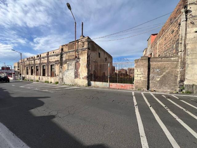 Palazzo / Stabile in vendita a Catania CT