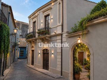 Palazzo / Stabile in vendita a Catania CT
